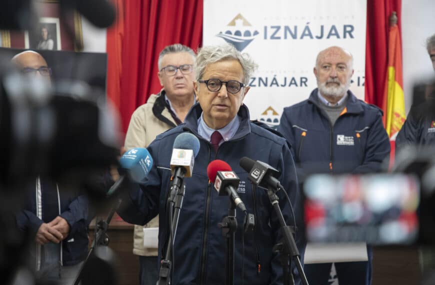 La Diputación Prorroga el Suministro de Agua por Camiones Cisterna en Rute e Iznájar Durante una Semana Más