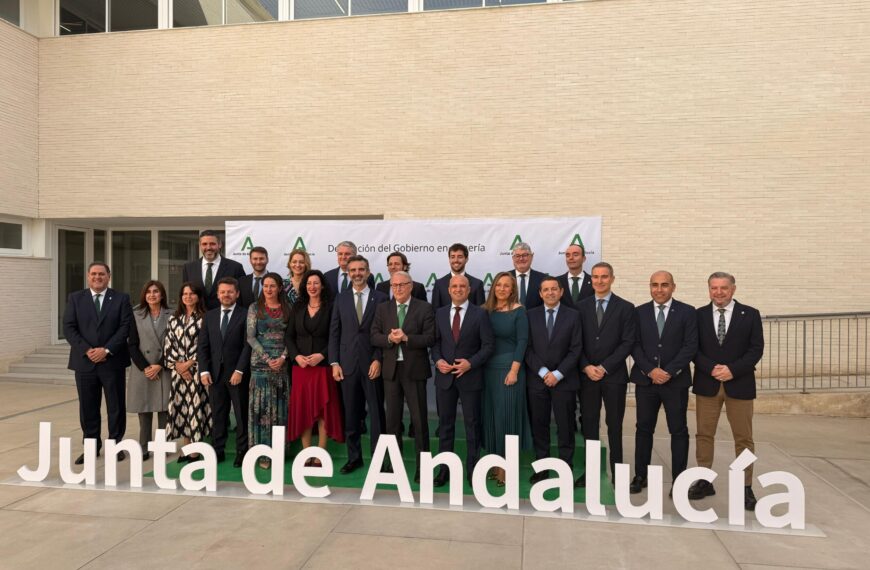 La Junta distingue a 10 personas y entidades por su contribución al desarrollo de Almería