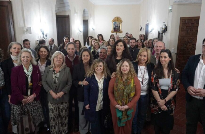 Andaluzas que lideran a tu lado - Mujer y Agricultura en Sevilla