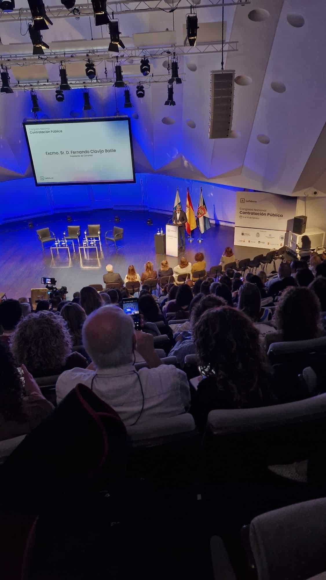Lefebvre Clausura en Tenerife la II Edición del Congreso Nacional de Contratación Pública con Enfoque en el Marco Normativo Europeo 1 Belén Garmendiaz
