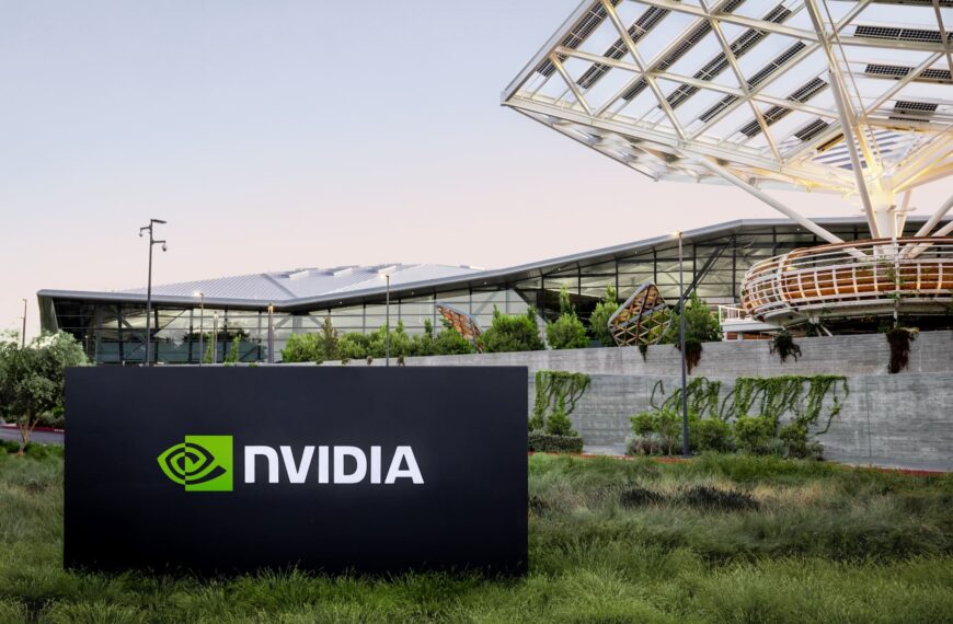 NVIDIA Alcanza Nuevos Máximos en FY2026: Récord Histórico de Ingresos y Proyección de 78.000 Millones para el Próximo Trimestre