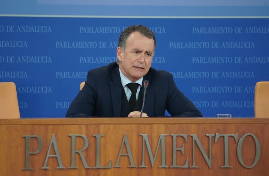 Pablo Venzal, en el Parlamento de Andalucía