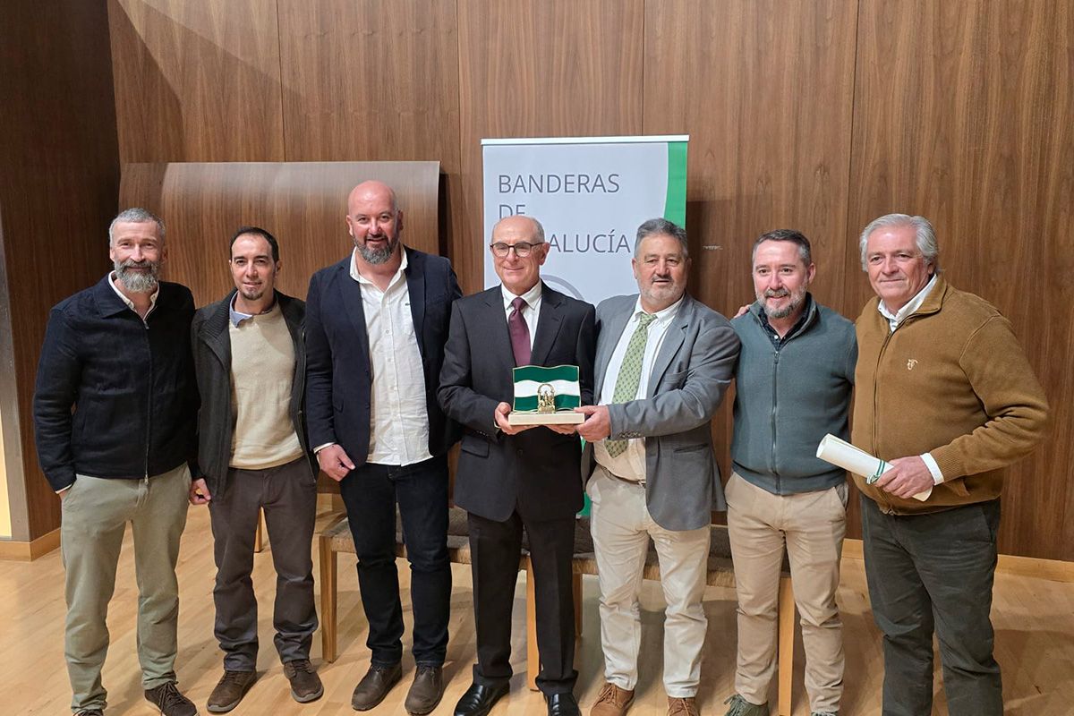 Reconocimiento al Mérito Medioambiental: La Bandera de Andalucía otorgada a la Federación Andaluza de Caza 1 Foto: A. Alcántara