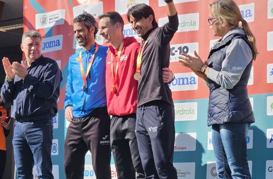 Seis Medallas para Nuestra Representación Andaluza en el Nacional de 10K de Ibiza