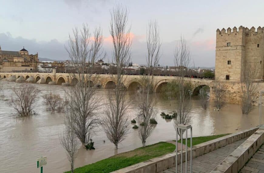 CCOO critica que solo 2 personas han asumido la sala del 112 en Córdoba en pleno temporal.