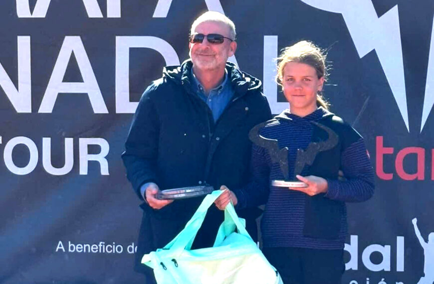 Viktoriia Koroleva, campeona sub 12 en el Rafa Nadal by Santander de Sevilla
