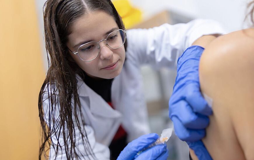 Andalucía Concluye Campaña de Vacunación de la Gripe con Cobertura Récord