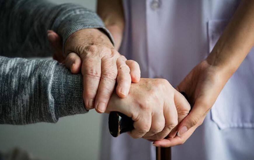 Andalucía: Tercera Comunidad Mejor Valorada en Gestión del Sistema de Dependencia