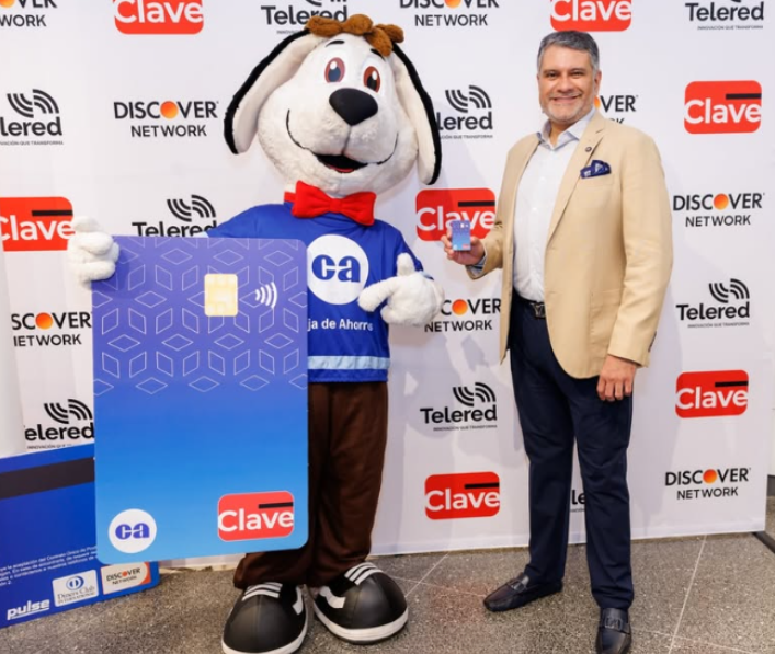 Andrés Farrugia Impulsa la Globalización Financiera con la Innovadora Tarjeta Clave de Caja de Ahorros 1 Andrés Farrugia Potencia la Internacionalización de los Pagos con la Nueva Tarjeta Clave de Caja de Ahorros