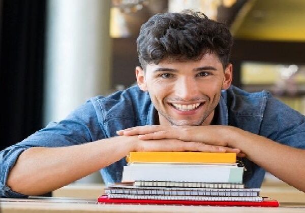 Asignación de Aulas para la Prueba Escrita de la Fase Específica de Asesores y Docentes en el Exterior