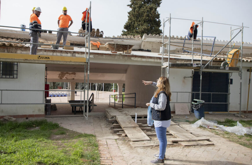 Avanzan las obras de mejora del albergue de Cerro Muriano para asegurar la campaña de campamentos juveniles de verano