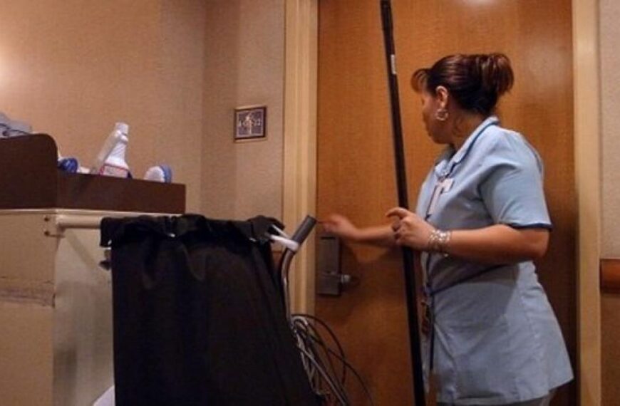 CCOO denuncia la precariedad que soportan las camareras de piso en Córdoba.