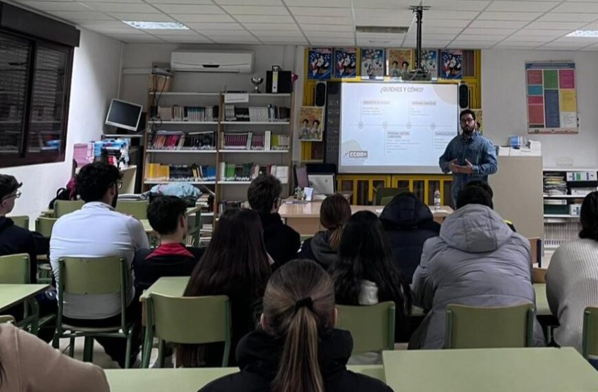 Momento del taller impartido por CCOO en las Jornadas de Orientación del IES Ategua de Castro del Río.