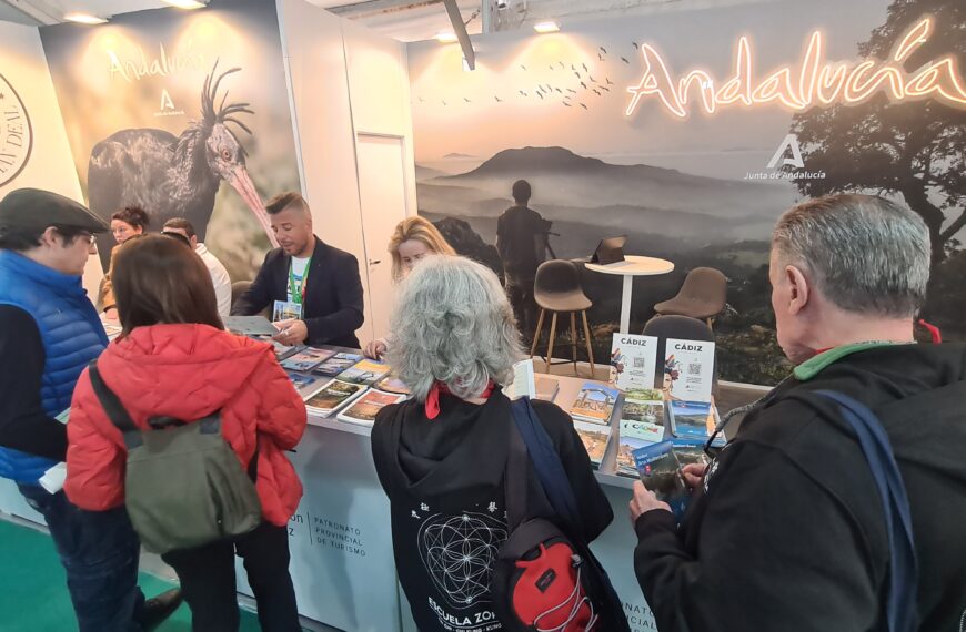 Cádiz destaca en la segunda feria internacional de turismo ornitológico en Europa, promoviendo su diversidad y posición estratégica