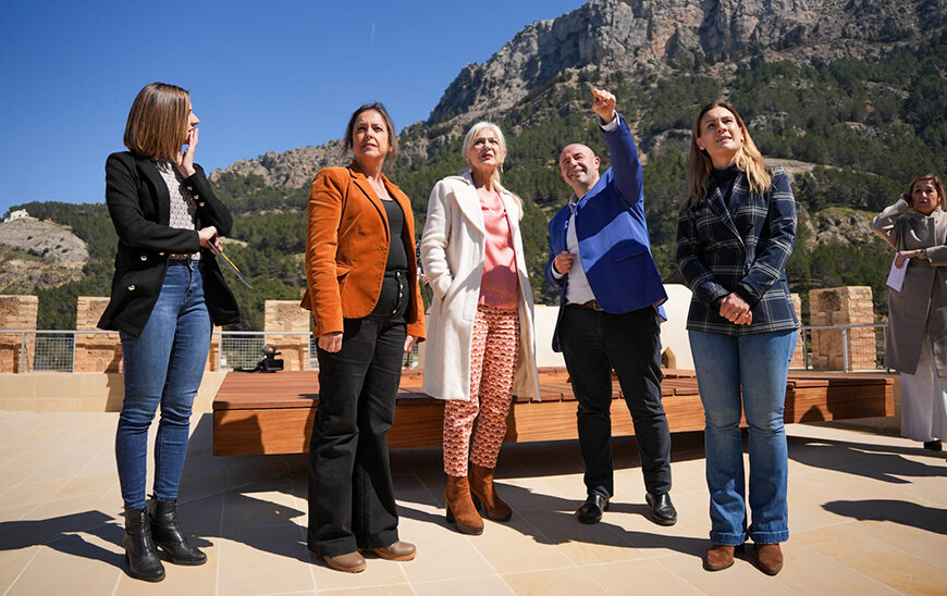 Cultura invierte 700.000 euros en rehabilitación de los castillos de la Yedra y Salvatierra en Cazorla