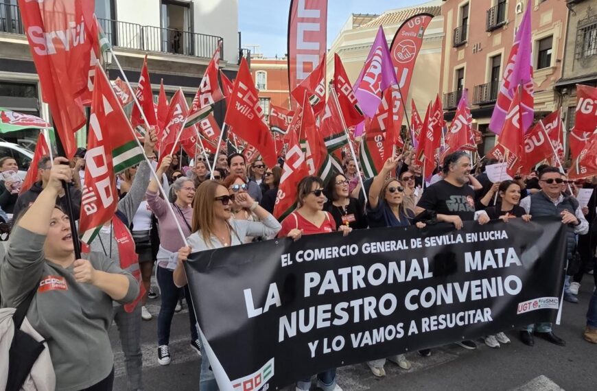 Pasacalles de comercio previo a la huelga del Viernes de Dolores.