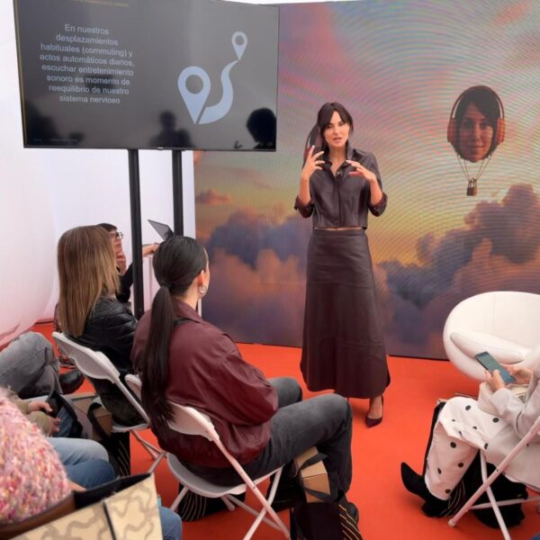 Explorando el Impacto del Audioentretenimiento en el Cerebro: Un Estudio de Ana Ibáñez y Audible