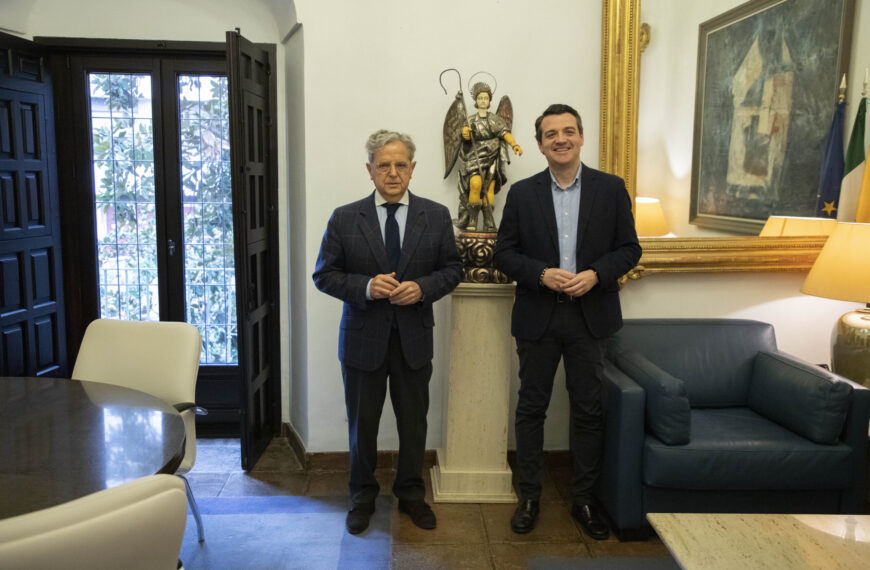 Fuentes y Bellido expresan su preocupación por el aislamiento de la provincia de Córdoba durante Semana Santa debido al corte de la conexión AVE con el aeropuerto de Málaga