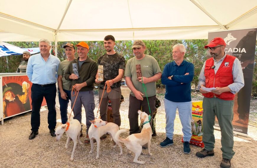 Juan y Adrián López Triunfan en la Primera Prueba de la Liguilla Social de Podencos de la FAC