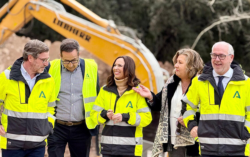 La Junta aprueba 2,4 millones para reparar la carretera entre Cambil y Huelma en Sierra Mágina