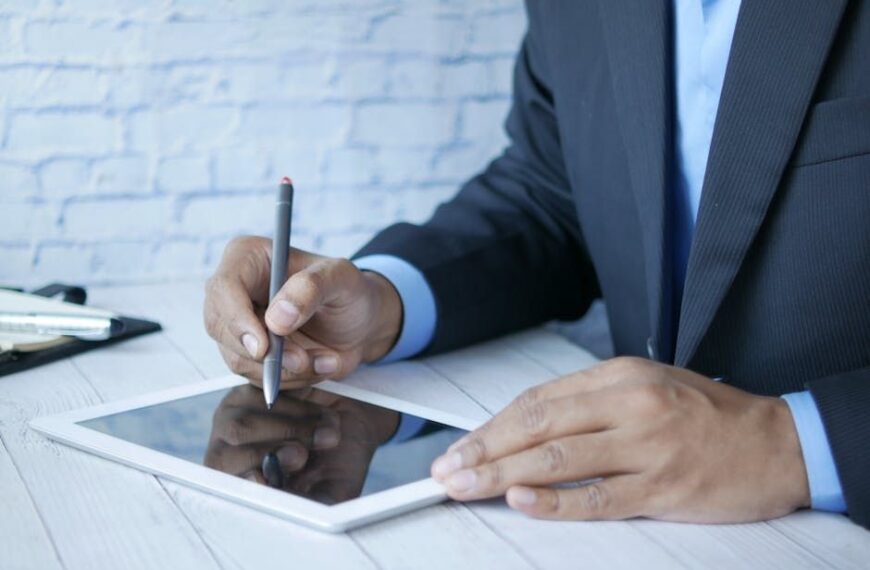 La Transformación Digital: Cómo CREDISCORE Impulsa la Agilidad Financiera del Consumidor Español a través de la Firma Digital