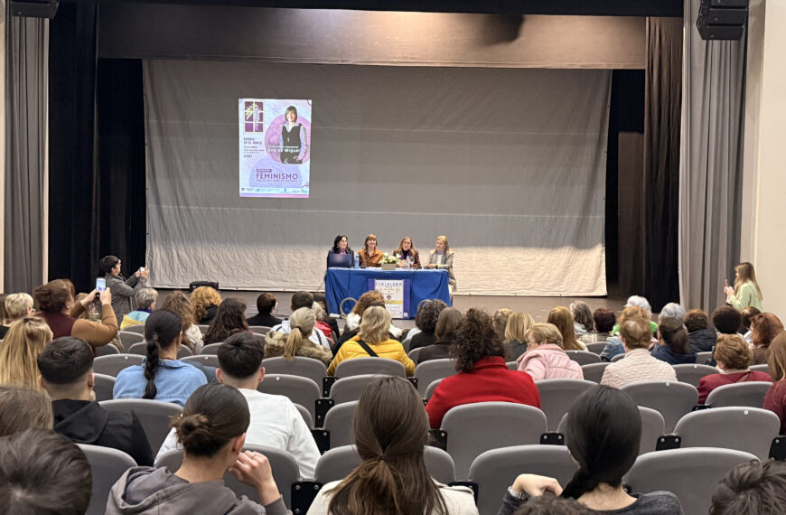 Más de 300 Años de Historia del Feminismo: Una Exposición Inolvidable en Jerez