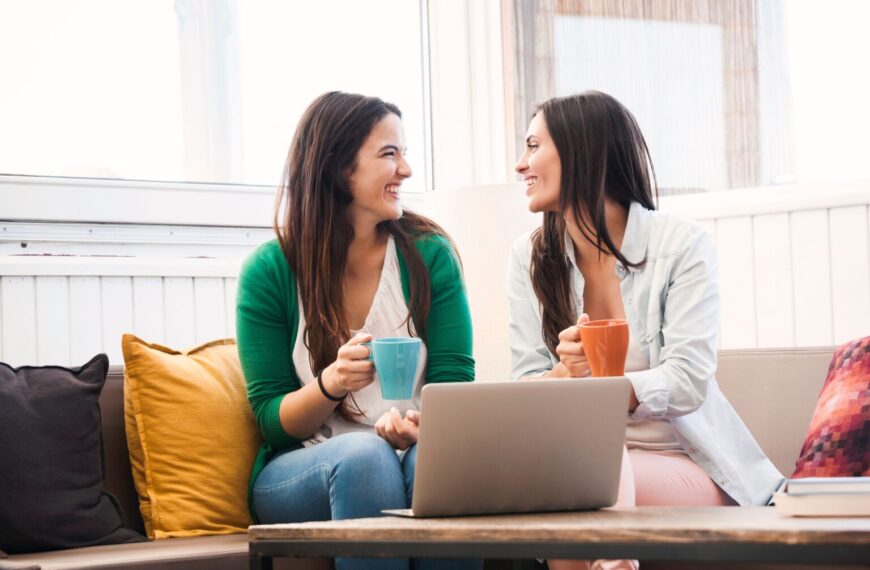 Mujeres Españolas Anteponen el Cuidado Familiar a su Estabilidad Económica