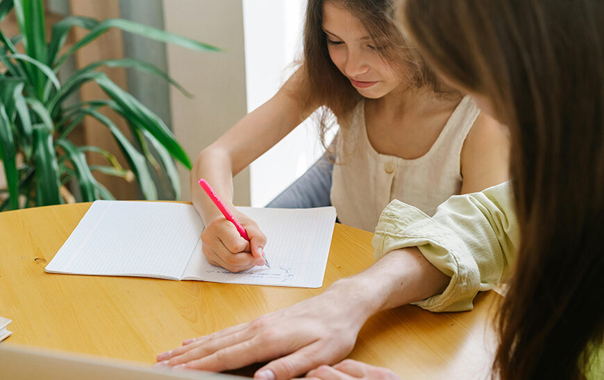 Publicación de Ayudas para la Conciliación Laboral en el BOJA: Beneficios para Empresas y Entidades Locales