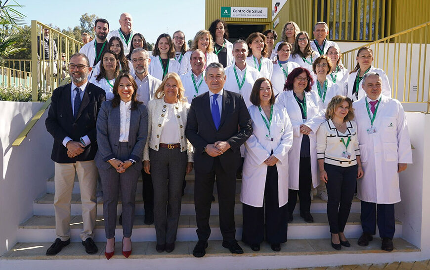 Transformación del Antiguo Consultorio de Nueva Andalucía en un Centro de Salud con 19 Consultas