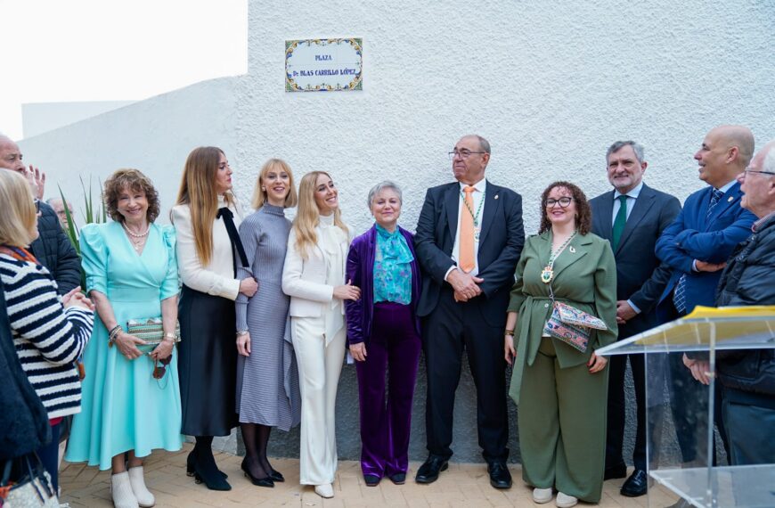 Turre rinde homenaje al Doctor Carrillo con una nueva plaza y nombra a Juan Grima como cronista oficial en conmemoración del 28F