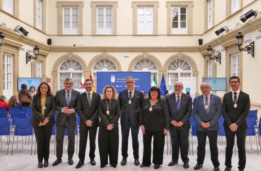 Verónica Márquez Hernández se une a la Academia Andaluza de Enfermería como académica