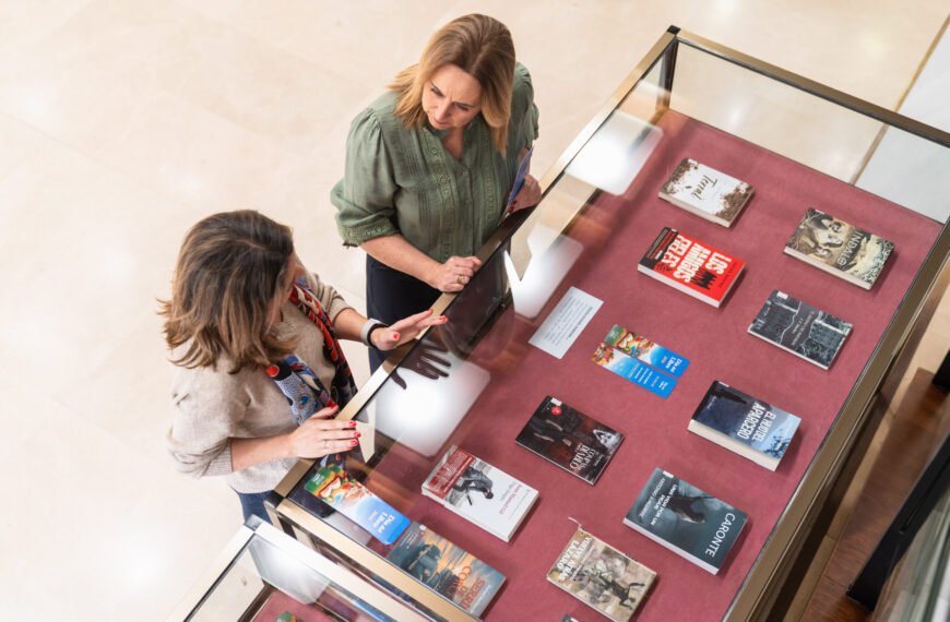 Diputación Conmemora el Día del Libro Invitando a los Almerienses a Explorar la Provincia