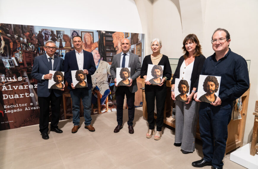 MUREC Lanza el Catálogo de la Exposición del Imaginero y Escultor Luis Álvarez Duarte