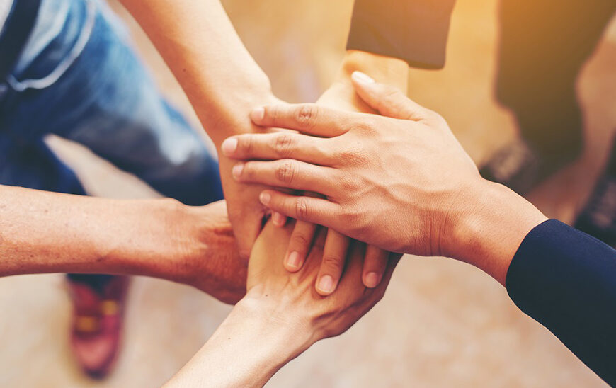 Publicación en BOJA: Nueva Línea de Ayudas para Andaluces con Necesidades en el Extranjero