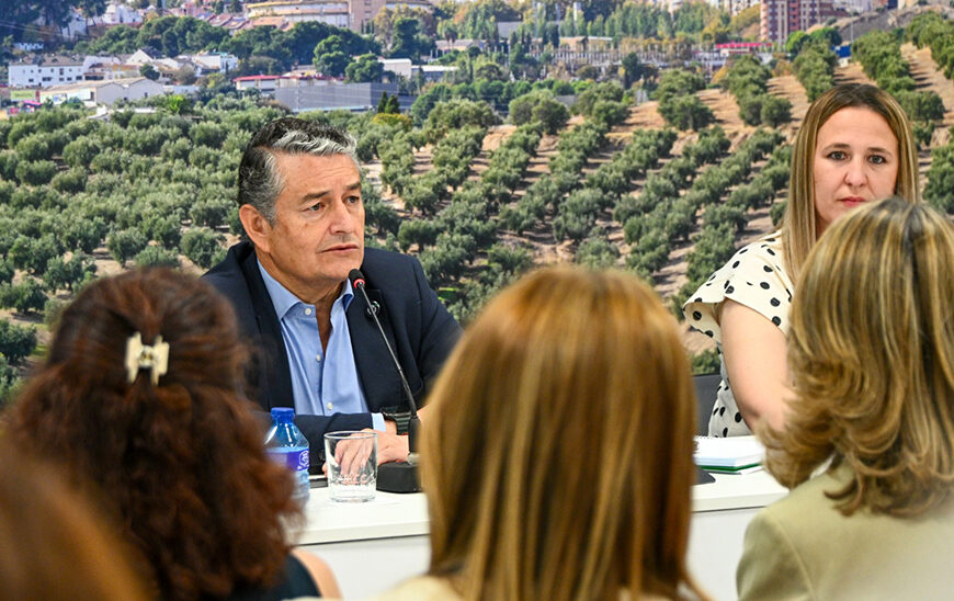 Enfermeras Referentes Escolares Andaluzas Superan las 100,000 Intervenciones en 2025