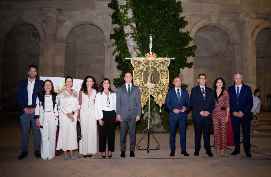 La Catedral de Almería Presenta el Programa del Centenario de la Coronación Canónica de la Virgen de las Angustias