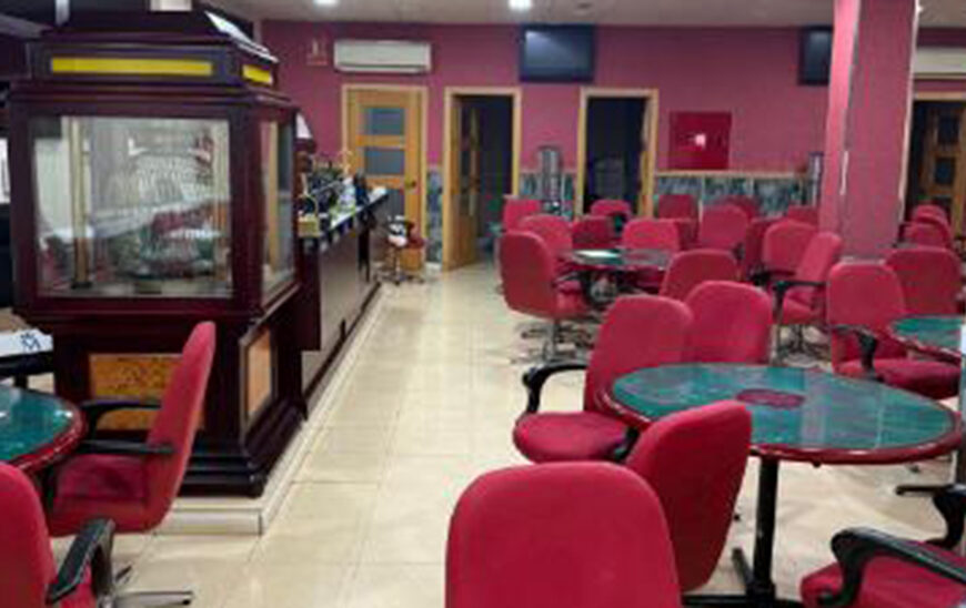 La Unidad de Policía Nacional Adscrita Desmantela Bingo Clandestino en Barbate
