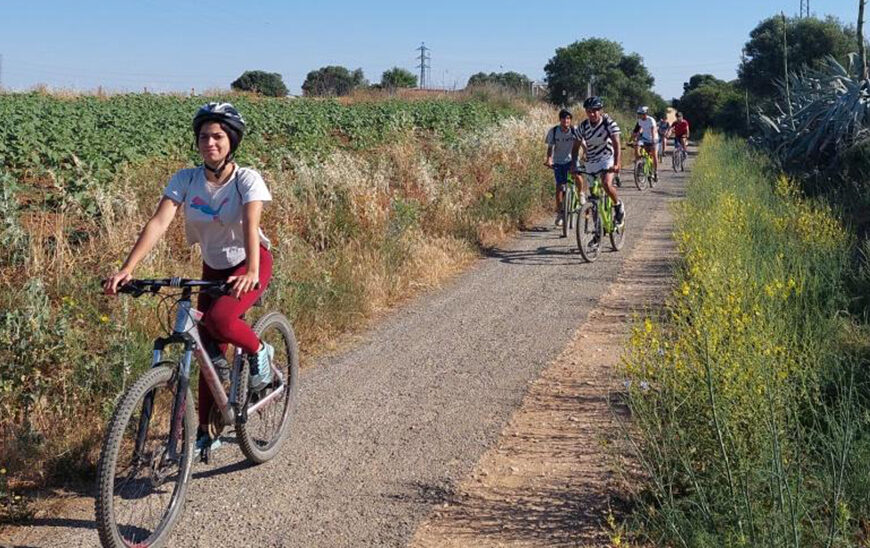 Las bicicletas rompen barreras fronterizas