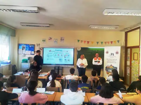 Campaña escolar emergencias en Nerja