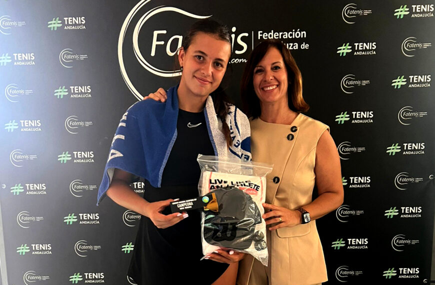 Adriana Coltorti se alza con el título de la Champions Cup U18 en Sevilla