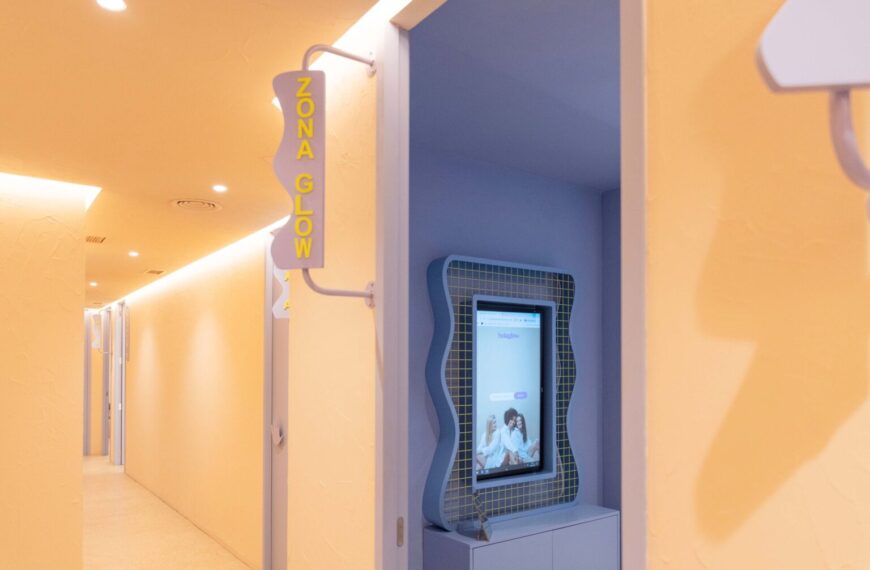 Holaglow, nominada al premio 'Mejor transformación digital en punto de venta' en los Digital Beauty Awards