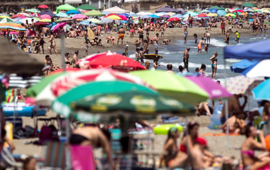 Incremento del 7% en Empleo e Ingresos por Turismo en Andalucía este Verano