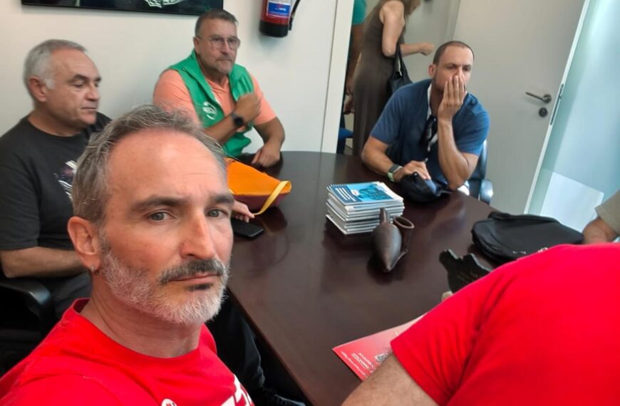 La Junta de Personal Docente de Cádiz alerta de la sobrecarga en la FP Dual y exige un refuerzo urgente de la oferta pública