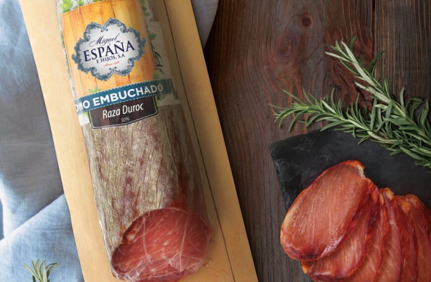 Miguel España e Hijos rescata el valor de un clásico rico en proteína para el verano: el lomo embuchado