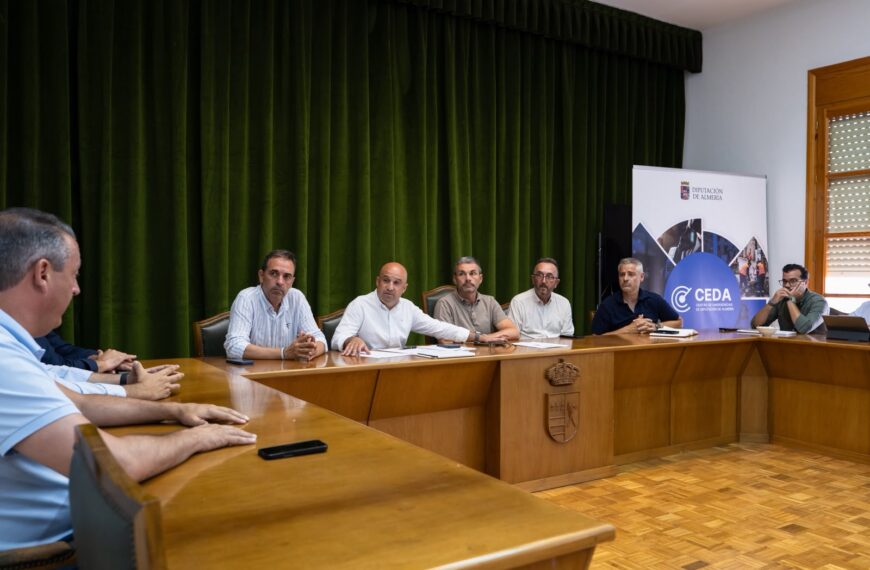 Diputación inicia la reconstrucción de los pueblos afectados por el incendio a través del CEDA