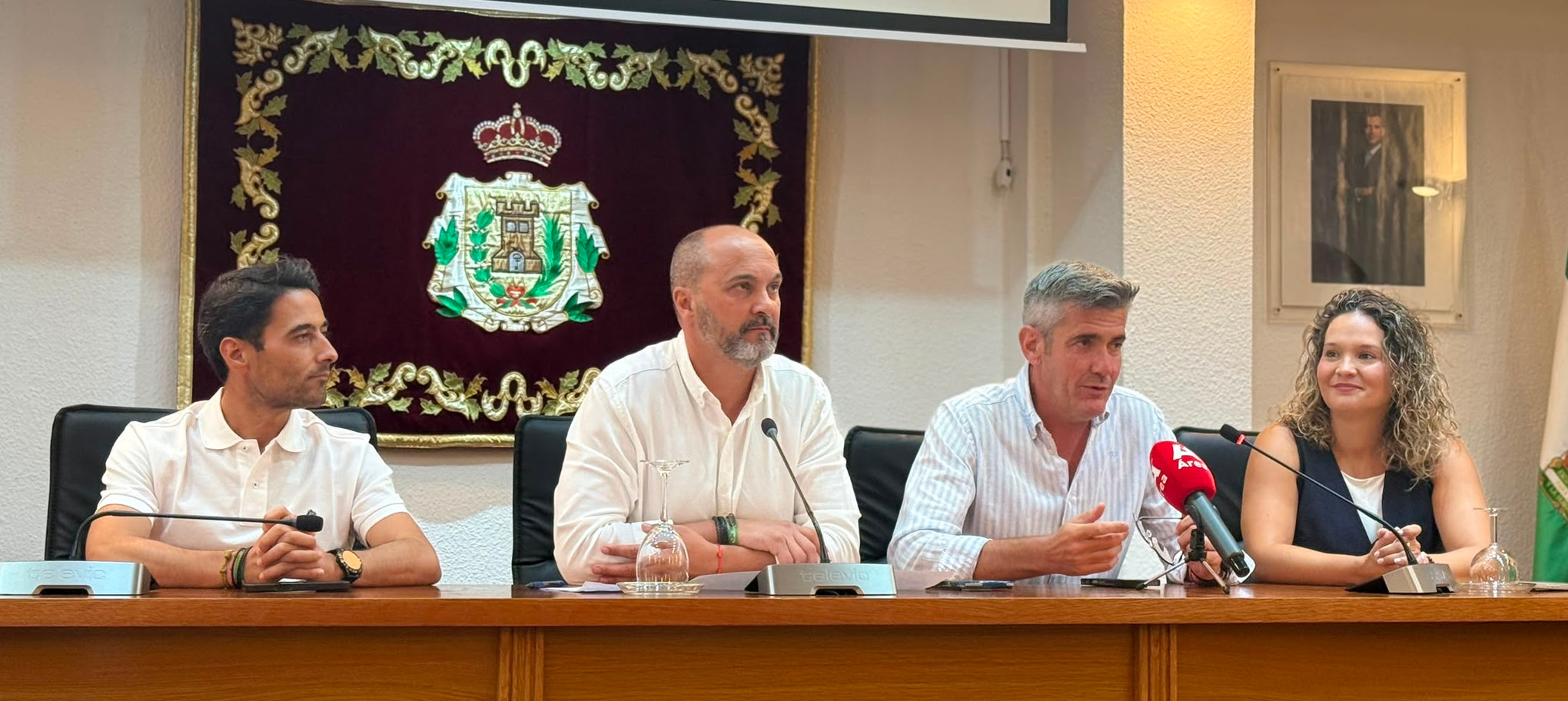 Inversión de 1.250.000 euros en el Nuevo Plan de Asfaltado de Los Barrios 1 Inversión de 1.250.000 euros en el Nuevo Plan de Asfaltado de Los Barrios