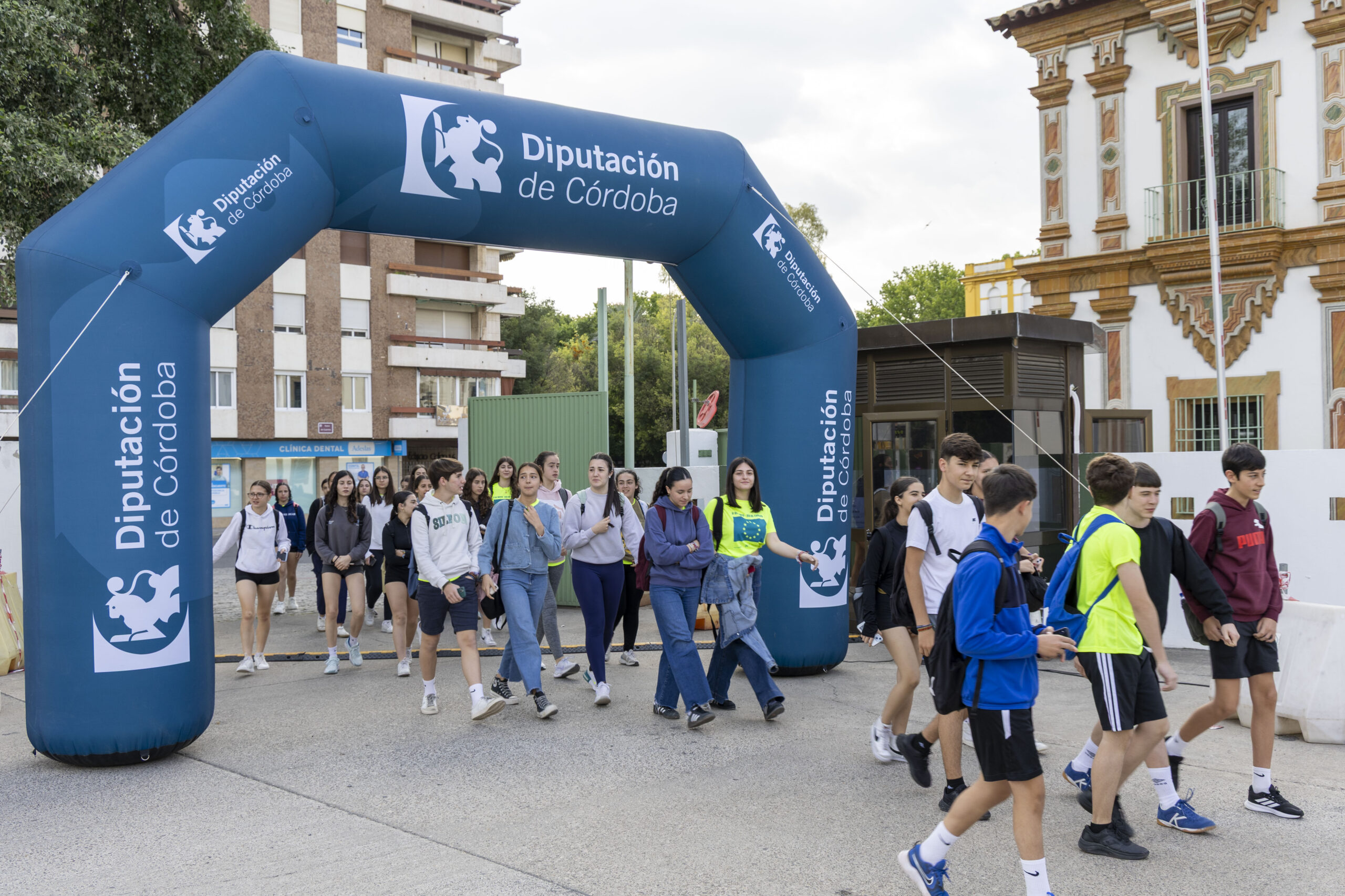 La Diputación Abre las Puertas de Europa a los Jóvenes de la Provincia a Través del Centro Europe Direct Córdoba 1 La Diputación Abre las Puertas de Europa a los Jóvenes de la Provincia a Través del Centro Europe Direct Córdoba