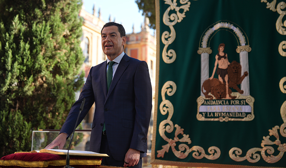 Moreno asume la Presidencia de la Junta: 'Seré fiel a mí mismo, la vía andaluza sigue vigente' 1 Moreno asume la Presidencia de la Junta: 'Seré fiel a mí mismo, la vía andaluza sigue vigente'