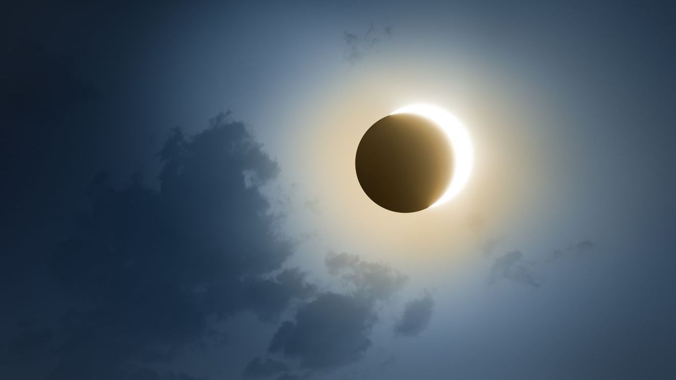 Orange Costa Promociona el Impresionante Eclipse Total de Sol que Envolverá Alcossebre el 12 de Agosto 1 Elena Digital López