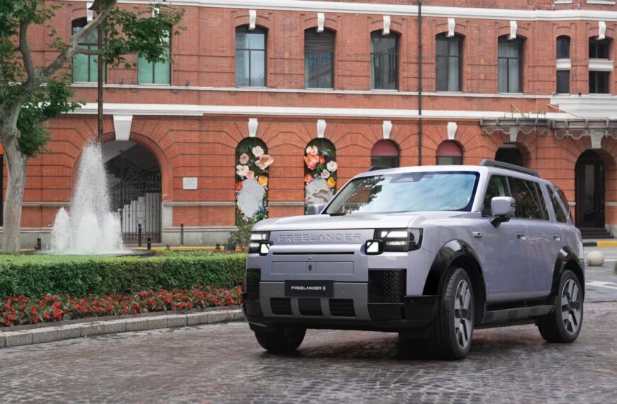 Super Intelligent Valet Parking (SIVP): el FREELANDER 8 lleva el aparcamiento autónomo al día a día